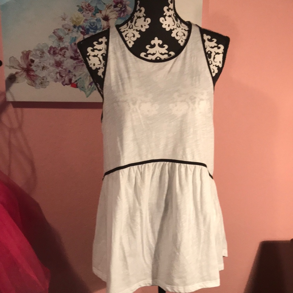 Fit and flare Express tank top